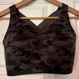 Lululemon Black Camo Enlite Bra 32E
